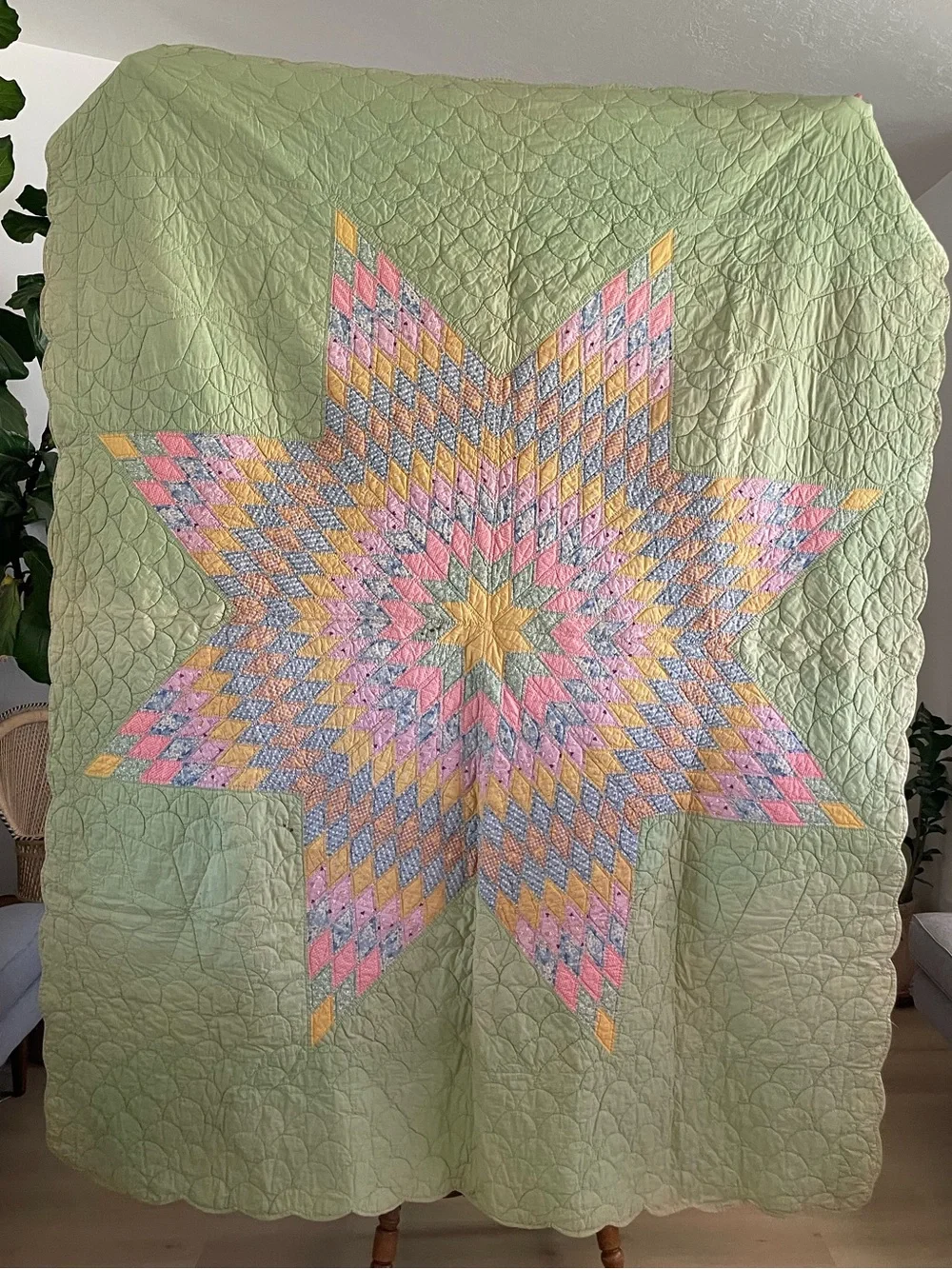 Vintage Lone Star Quilt 64x80 Feedsack  Patchwork Scalloped Edge